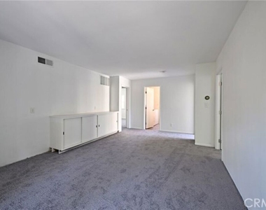 11061 Ohio Avenue - Photo Thumbnail 18