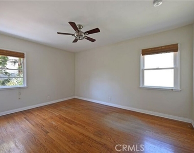 11061 Ohio Avenue - Photo Thumbnail 3