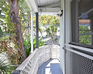 11061 Ohio Avenue - Photo Thumbnail 20