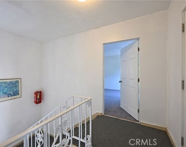 11061 Ohio Avenue - Photo Thumbnail 21