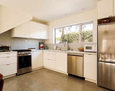 2209 Louella Avenue - Photo Thumbnail 6