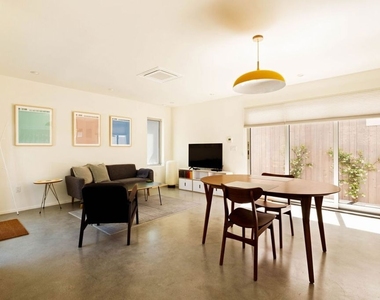 2209 Louella Avenue - Photo Thumbnail 7