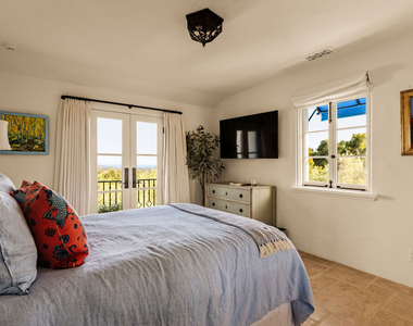 848 Picacho Lane - Photo Thumbnail 26
