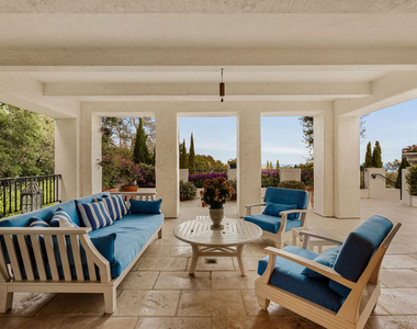 848 Picacho Lane - Photo Thumbnail 10