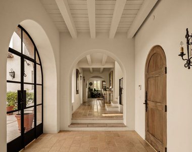 848 Picacho Lane - Photo Thumbnail 7