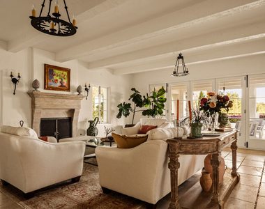 848 Picacho Lane - Photo Thumbnail 8