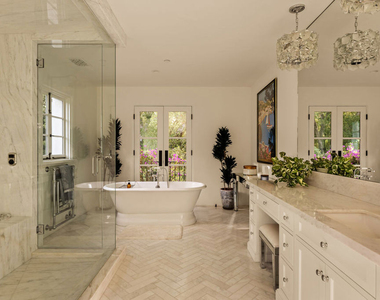 848 Picacho Lane - Photo Thumbnail 23