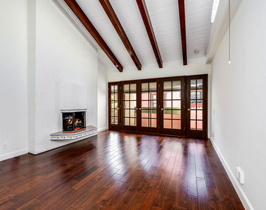 9507 W Olympic Boulevard - Photo Thumbnail 17