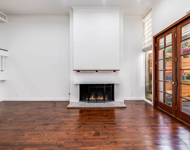 9507 W Olympic Boulevard - Photo Thumbnail 5