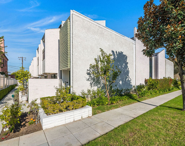 9507 W Olympic Boulevard - Photo Thumbnail 25