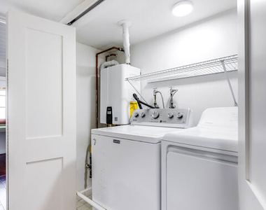 9507 W Olympic Boulevard - Photo Thumbnail 30