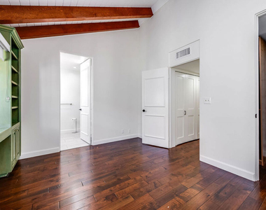 9507 W Olympic Boulevard - Photo Thumbnail 21