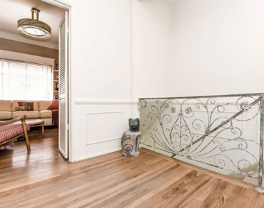 9974 Durant Drive - Photo Thumbnail 4