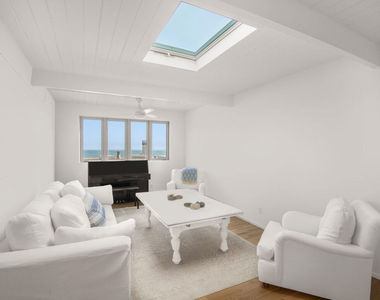 24554 Malibu Road - Photo Thumbnail 26