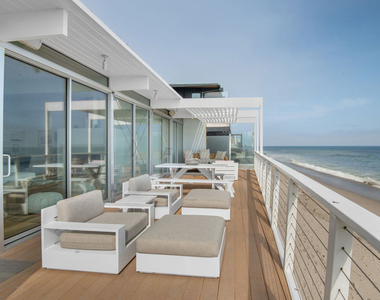 24554 Malibu Road - Photo Thumbnail 20