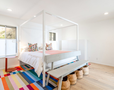 31034 Broad Beach Road - Photo Thumbnail 9