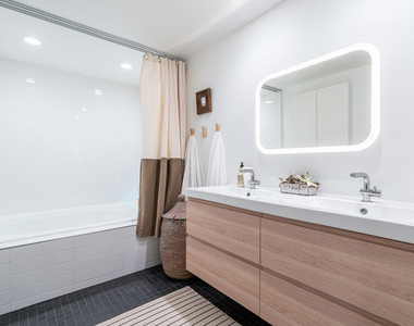 31034 Broad Beach Road - Photo Thumbnail 15