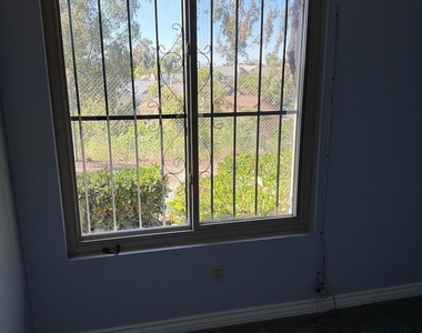8119 Paradise Valley Ct - Photo Thumbnail 17