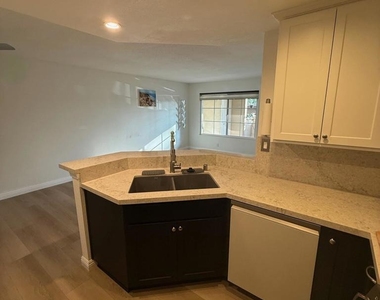 12675 Camino Mira Del Mar - Photo Thumbnail 7