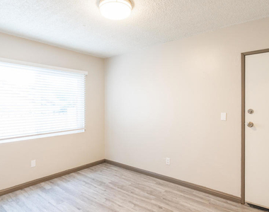 5901 Hanna Avenue - Photo Thumbnail 23