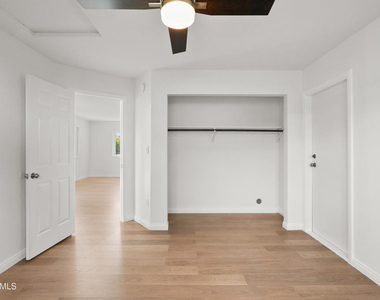 111 Everett Street - Photo Thumbnail 8