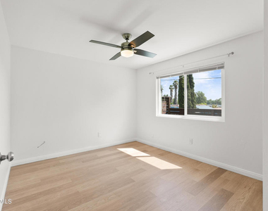 111 Everett Street - Photo Thumbnail 7