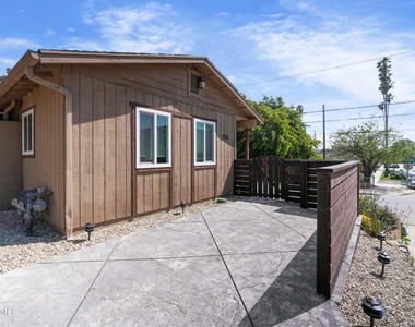 111 Everett Street - Photo Thumbnail 10