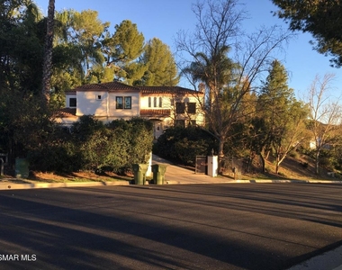 5536 Easterly Road - Photo Thumbnail 1