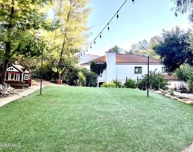 5536 Easterly Road - Photo Thumbnail 3