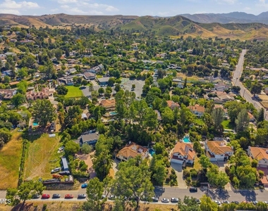 5536 Easterly Road - Photo Thumbnail 49