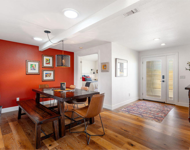 48910 Noline Place - Photo Thumbnail 7