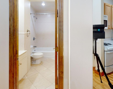 West 54th  - Photo Thumbnail 5