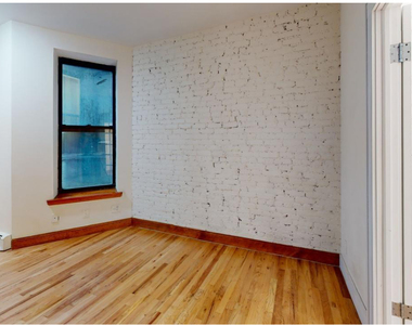 West 54th  - Photo Thumbnail 3