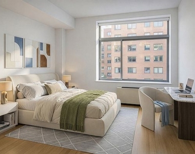 1st Avenue - Photo Thumbnail 2
