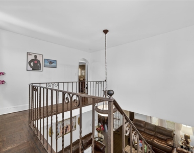 235th Street - Photo Thumbnail 19