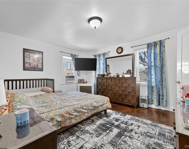 235th Street - Photo Thumbnail 15
