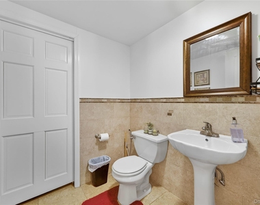 235th Street - Photo Thumbnail 4