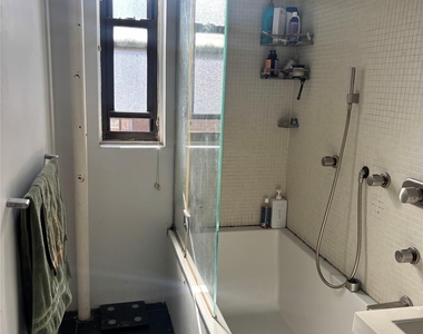 7711 35th Avenue - Photo Thumbnail 7