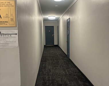 7711 35th Avenue - Photo Thumbnail 10