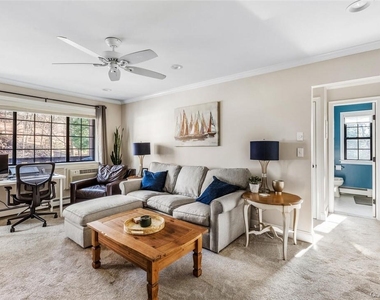 39 Foxwood Circle - Photo Thumbnail 2