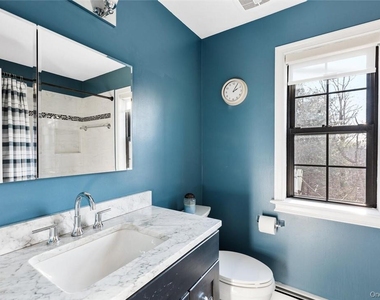 39 Foxwood Circle - Photo Thumbnail 10