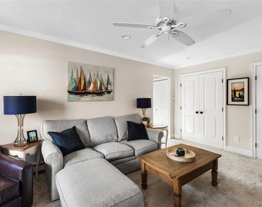 39 Foxwood Circle - Photo Thumbnail 3