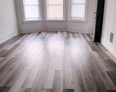15 Hoffman Avenue - Photo Thumbnail 2