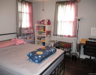 19 Acorn Road - Photo Thumbnail 4