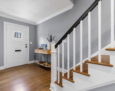 111 Spier Road - Photo Thumbnail 4