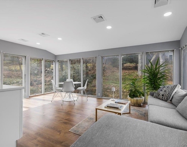 111 Spier Road - Photo Thumbnail 11