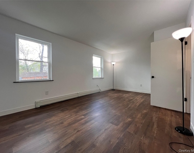 524 Saracino Drive - Photo Thumbnail 17