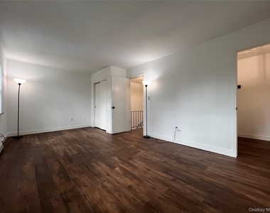 524 Saracino Drive - Photo Thumbnail 16