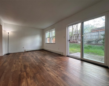 524 Saracino Drive - Photo Thumbnail 3
