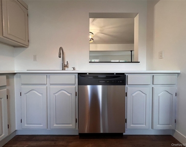 524 Saracino Drive - Photo Thumbnail 11